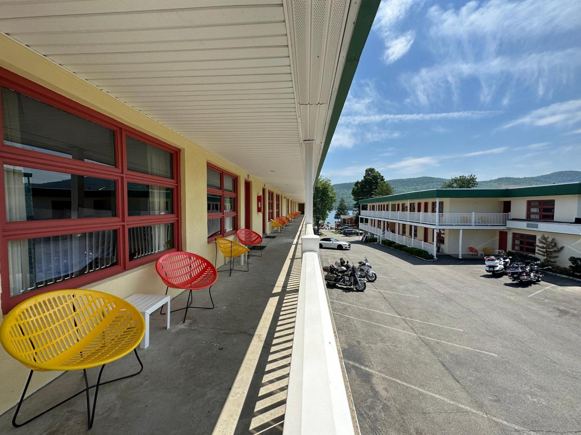 O'Sullivan'S Motel Lake George Exterior foto