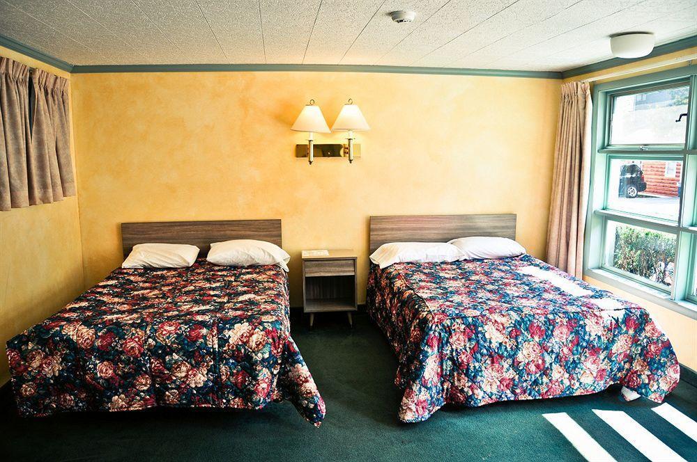 O'Sullivan'S Motel Lake George Exterior foto