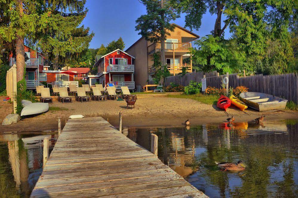 O'Sullivan'S Motel Lake George Exterior foto